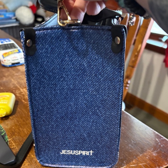 Faith-Inspired Blue 'God Says I Am' Satchel with Crossbody strap NWT - Picture 4 of 4